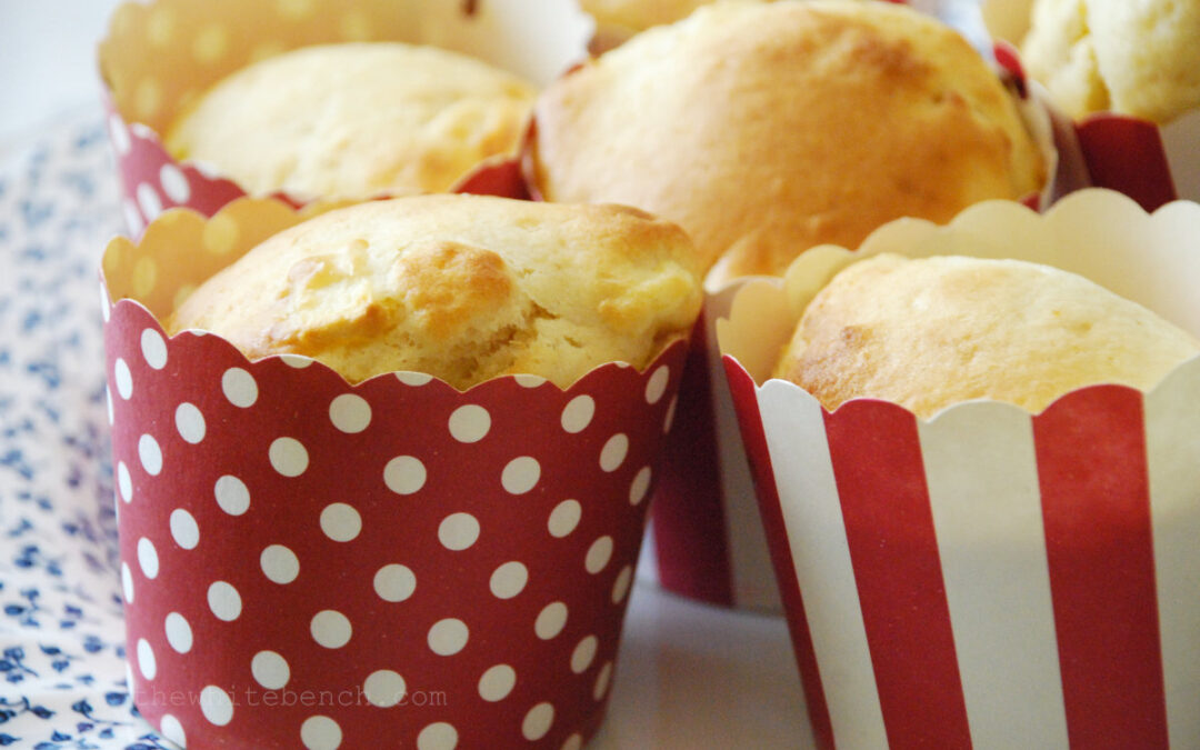 FROM MY KITCHEN: APPLE & CHOCOLATE MUFFINS